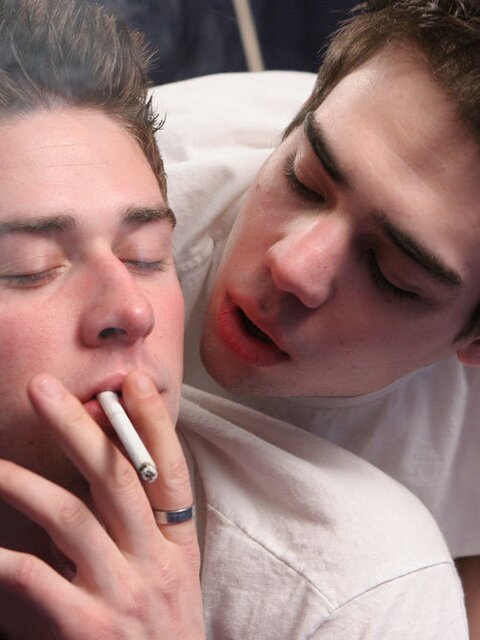 Zack Randall smokes and fucks Shane Allen by pool