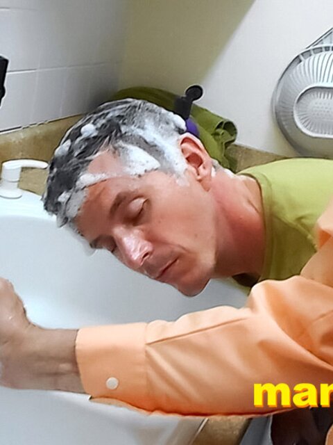 Richard Lennox washes Jeff Drizzle’s hair in kitchen