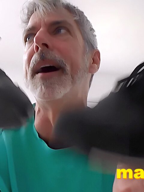 Richard Lennox steps on you and shows off his dirty, worn shoes