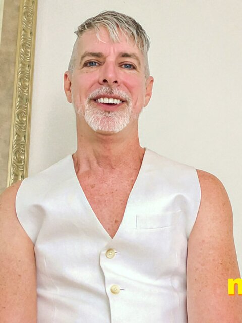 Richard Lennox punishes you for grabbing his ass