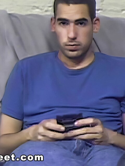 Steve teases with his soles in remastered lost footage