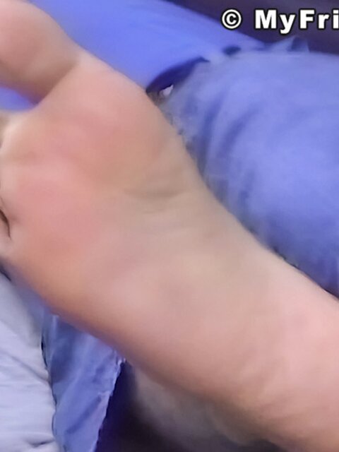 Steve teases with his soles in remastered lost footage