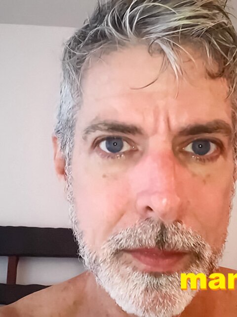 Richard Lennox jerks off and eats you after shrinking