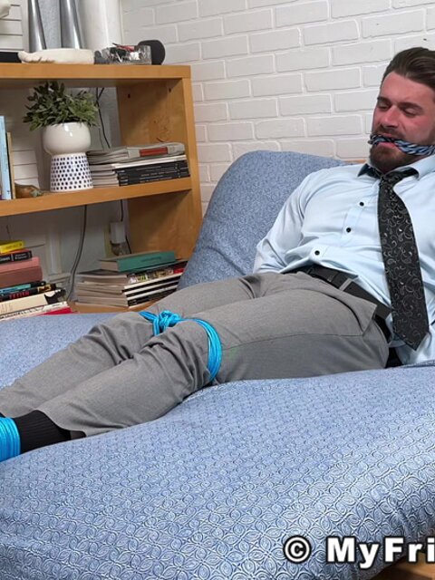 Lando worships Troy’s feet and cums all over them