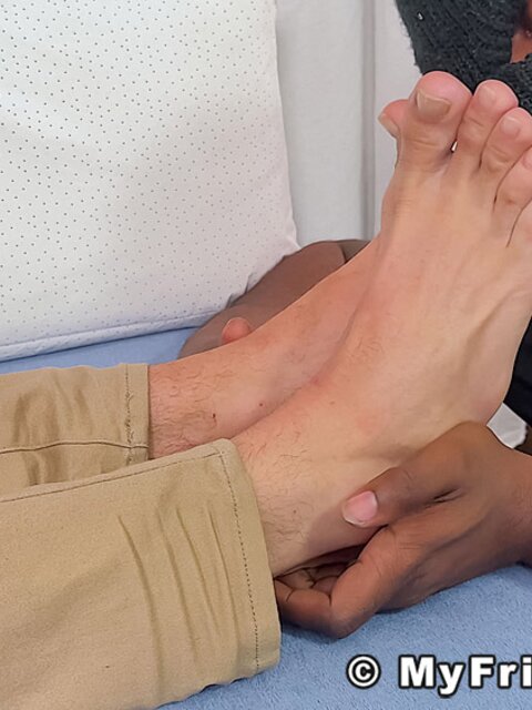 Ray H cums hard as Worship Bandit worships his feet
