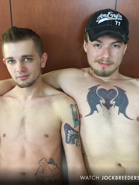 Chad Miles rams Joshua James’s ass and shoots cum inside