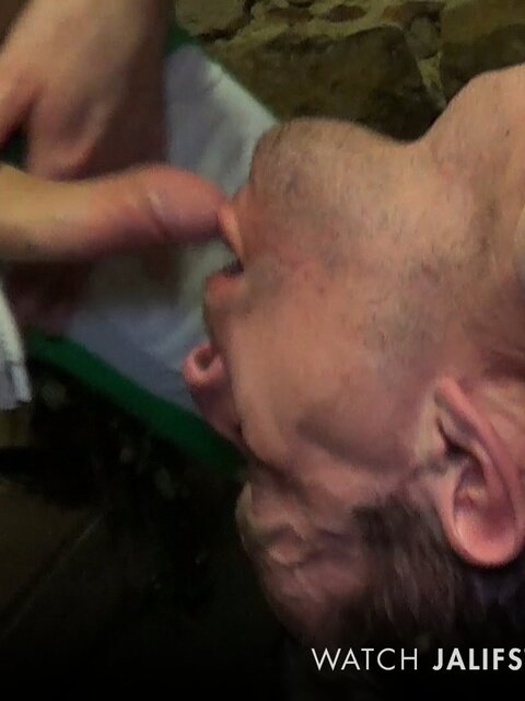 Doryann Marquet fucks Thoun hard and slaps his face with cum