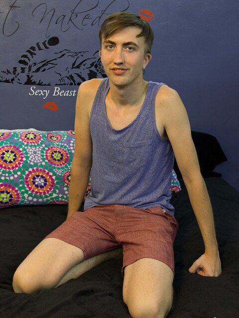 Cody Kings plays with his cock and balls before shooting a messy load