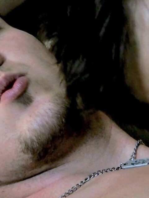 Zack Randall sucks Wyatt Blaze’s cock and gets a tasty reward