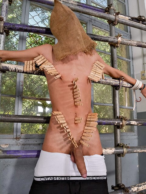 Ricky Vilela is blindfolded, tied up, and teased by Master Sebastian Kane