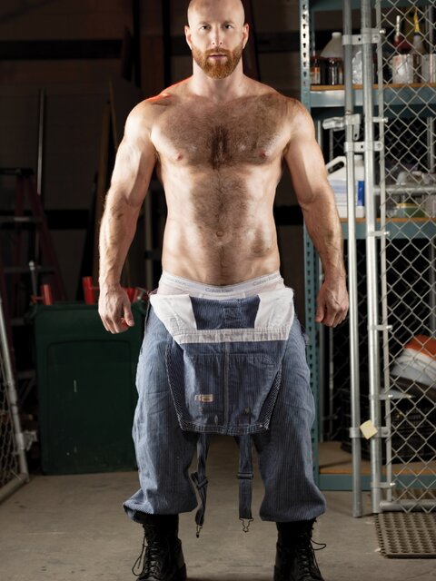 Greg Dixxon and Brody Meyer wrestle and fuck bareback in a warehouse