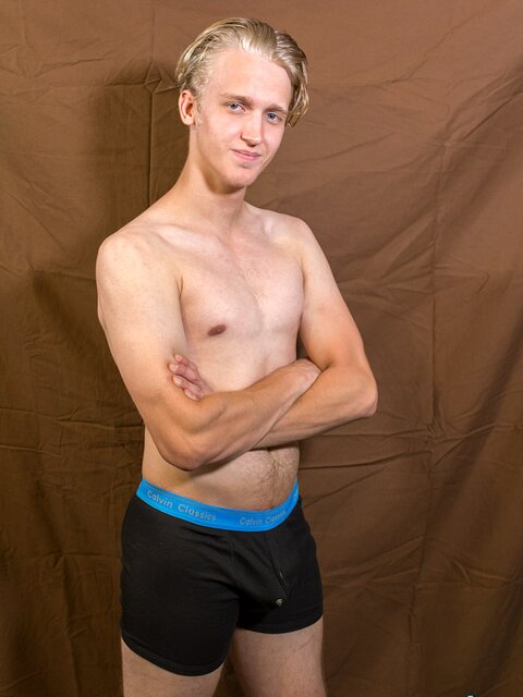 Young twink Jack Masters enjoys a long session of solo masturbation
