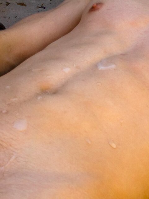 Derrick Dickem hot tub session ends with a messy cum splash on his smooth skin