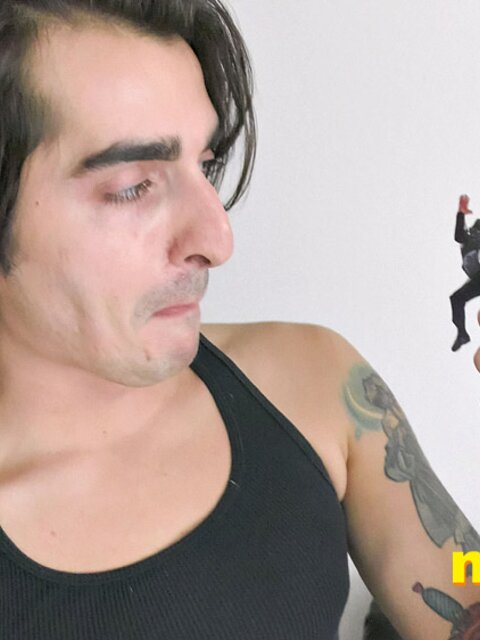 Richard Lennox worships Johnny Mercy’s ass