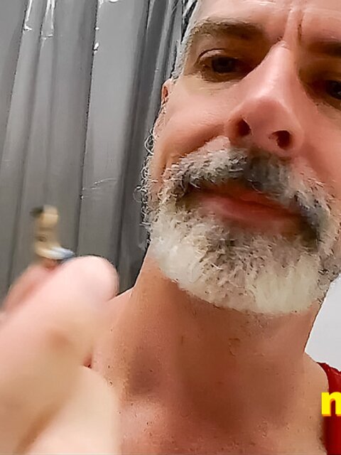 Richard Lennox’s beard shaving session filled with teasing and control