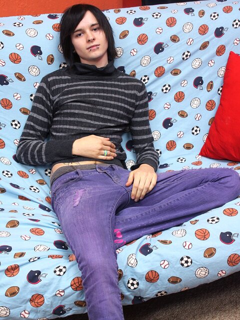 Miles Pride jerks off hard and shoots a sweet load on his tummy