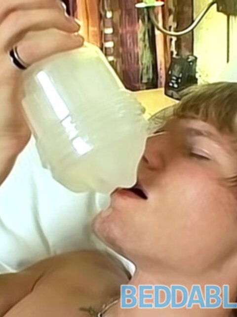 Young straight Jackson explores solo sex and cum reward