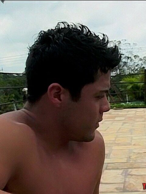 Andre fucks Ricardo’s ass by pool