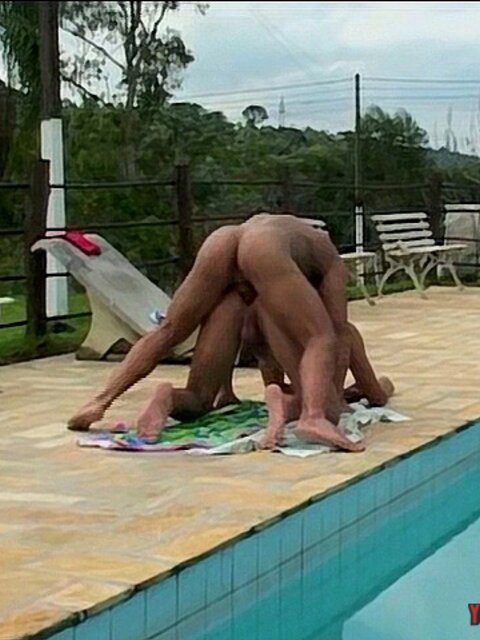 Andre fucks Ricardo’s ass by pool