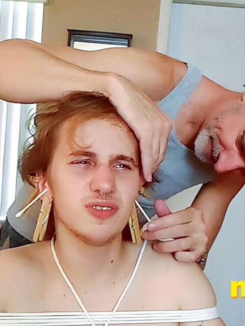Richard Lennox puts clothespins on Elis Ataxxx’s ears to tease him