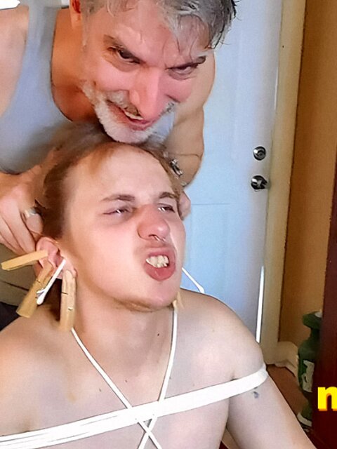 Richard Lennox puts clothespins on Elis Ataxxx’s ears to tease him