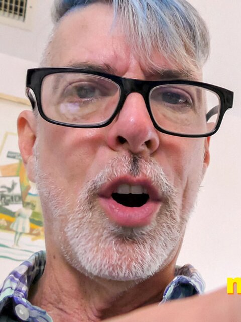 Richard Lennox is a nerdy giant trying too hard to be cool