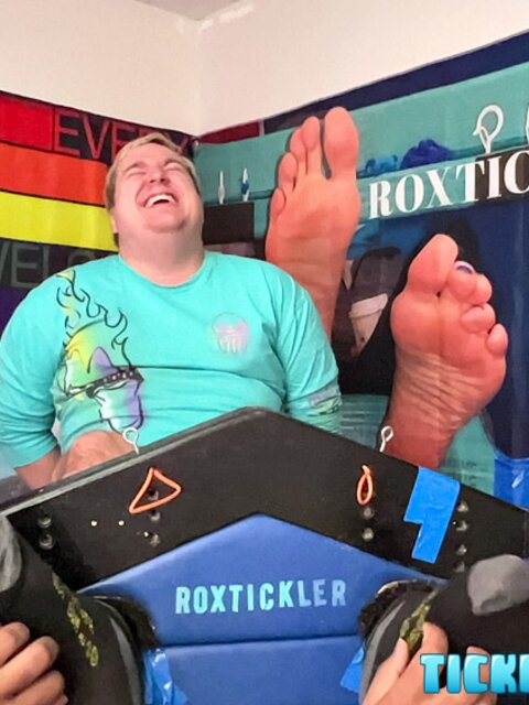 Interracial foot fetish and tickling domination with J and chubby Matt