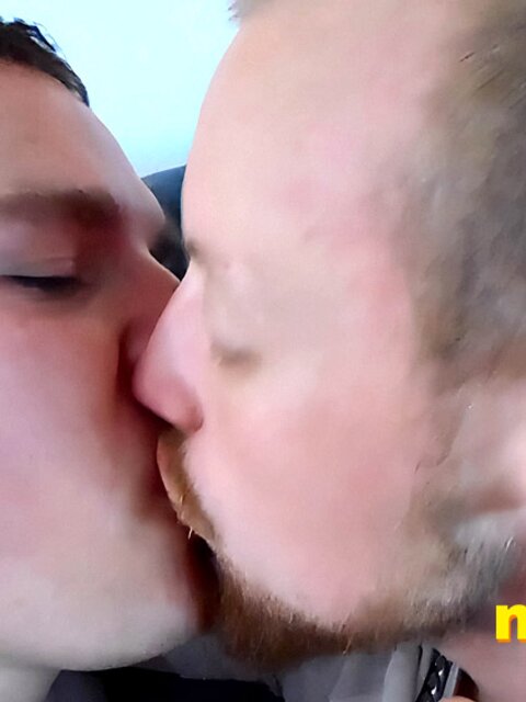 Leo Blue tongues JC Dickerson deep in a hot kissing session