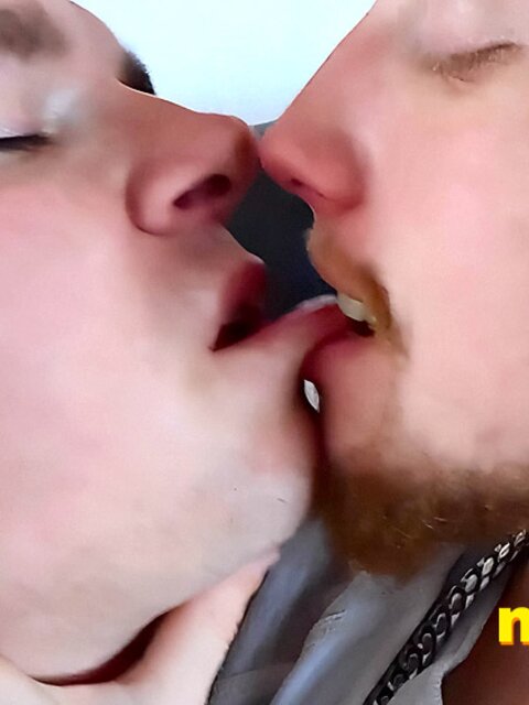 Leo Blue tongues JC Dickerson deep in a hot kissing session