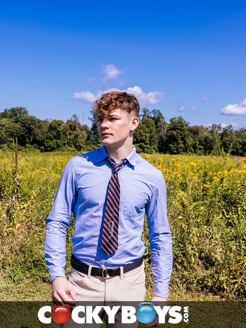 Carter Collins fucks Oliver Marks bare in the woods, cums on his chest and face