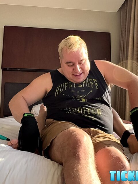 Sparki’s pits tickled by Matt in kinky bedroom