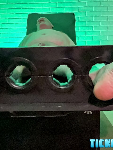 Matt tickles Captain Ryan’s feet for shady car deal