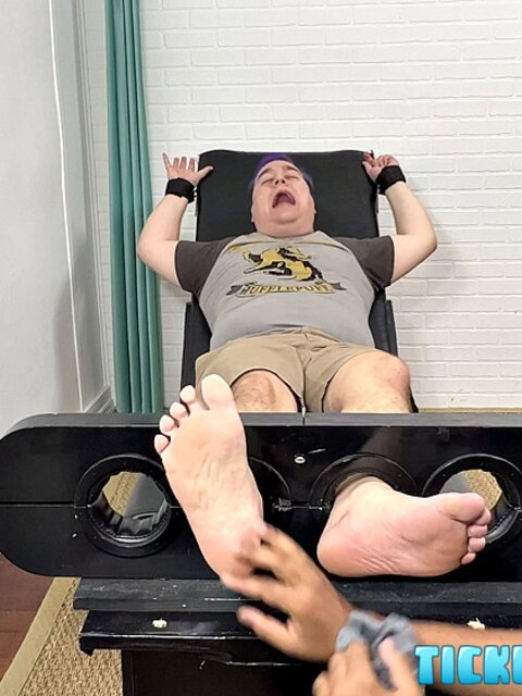 J’s tickles make Matt cackle with shirt over face