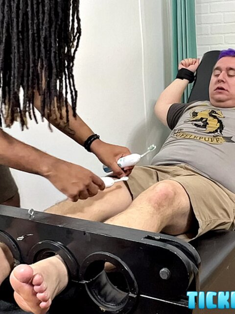 J’s tickles make Matt cackle with shirt over face