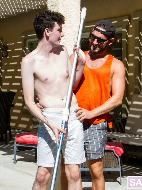 Derek Hunter penetrates Myott Hunter tight hole