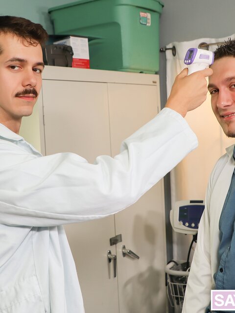 Troy Hardt and Jonah Wheeler fuck Nick Floyd in doctor’s role