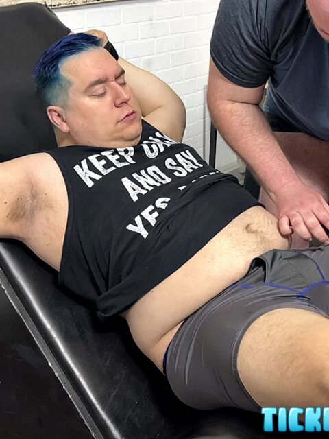 Tommy Bearhama flips Matt and pounds his bubble butt