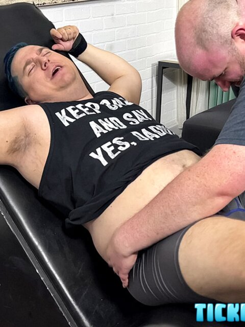 Tommy Bearhama flips Matt and pounds his bubble butt