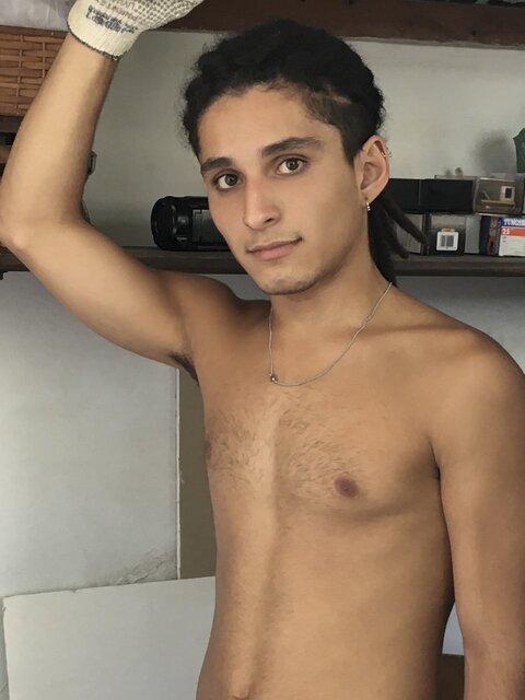 Cain suits up for boss's extra cash bareback command obey