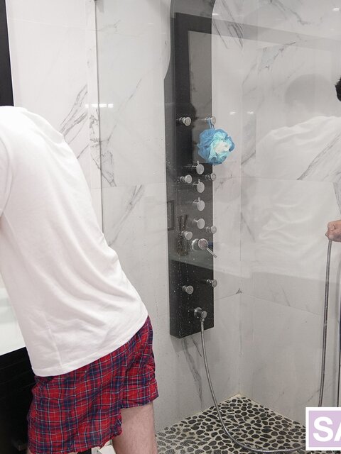 Dakota Lovell peeks at Jax Thirio then rims and fucks in shower sin