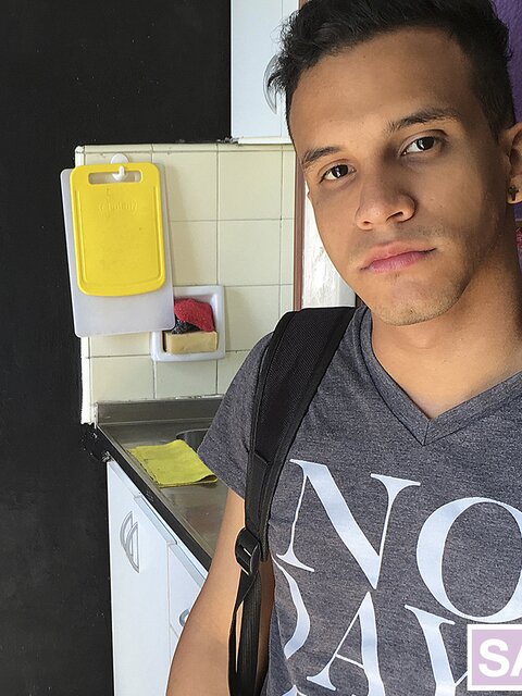 Clueless Hector jerks filmer's throbbing dick before tender hole plow