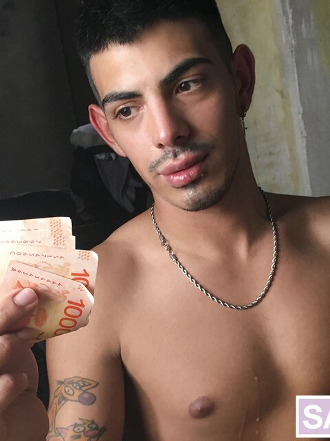 Young Mariano excites fast for cash to test fit body with big dick