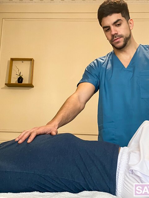 Fer Froma and Leo fuck Cesar Rose over doctor's table