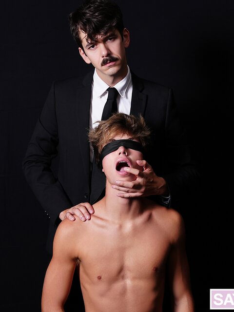 Jonah Wheeler cums on Oliver Carter's stomach after ride