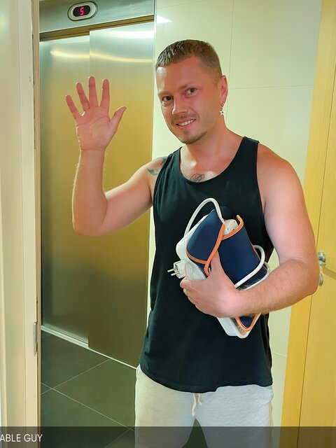 Cable guy Mars Gymburger fixes signal and gets raw dick instead