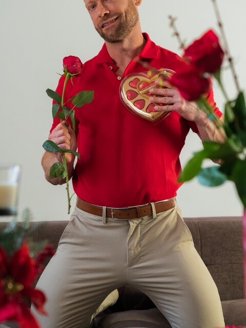 Russel Quest face-fucks Tucker X then rims hot hole bareback