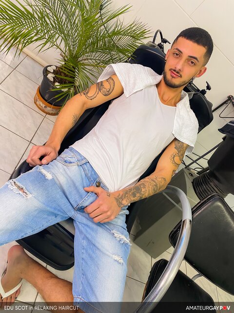 Edu Scot seeks more than relaxing haircut at tattooed barbershop