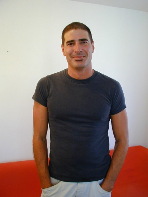 Big southern Frederick shows off size 14 feet and socks