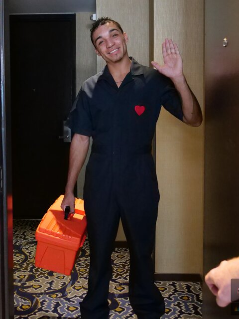 Brody Fox fixes Amone Bane’s leaky sink with facial