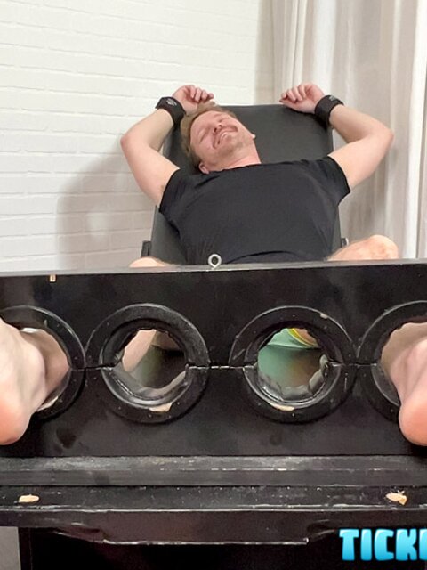 Ryder joins Matt to frenzy-tickle giggling Loborud again